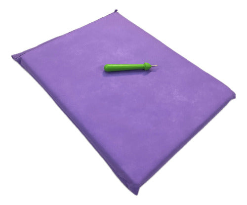 Tabla Para Punzar 25x33 Cm + Punzón Escolar Violeta